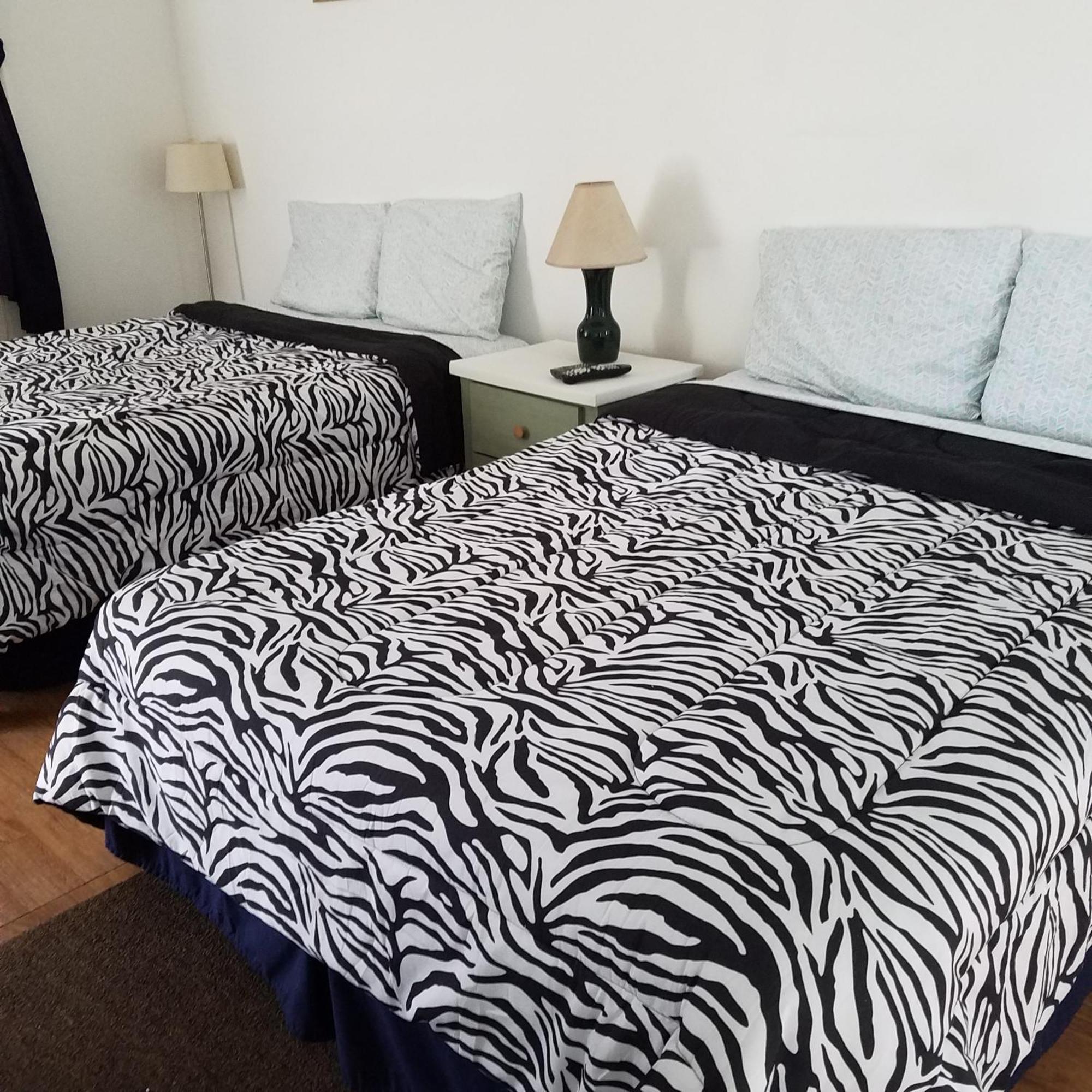 The Becket Motel Bagian luar foto