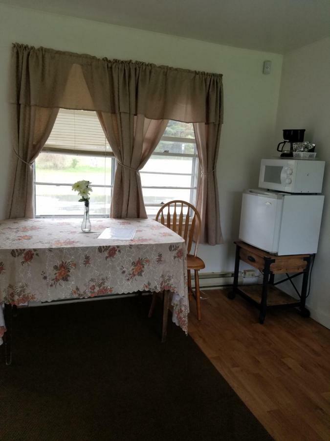 The Becket Motel Bagian luar foto